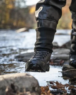 New Men's Flyweight® Boot - Vibram Women River|River